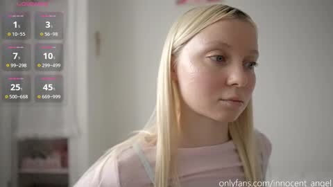 Snapshot of pureangeldolores chatting on 01.04.25 i dont do shows for free. watching here silently and waiting for me to start showing you something for free is useless online show from 01.04.25