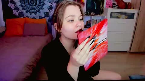 Miss Hanna online show from 12.01.25