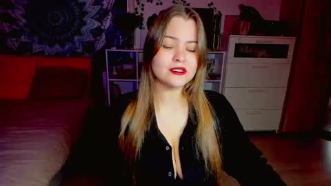 Miss Hanna online show from 12.04.25