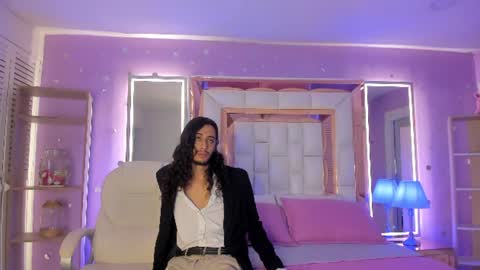 Snapshot of puretemptation_ chatting on 06.25.26 Experienced guys online show from 06.25.26