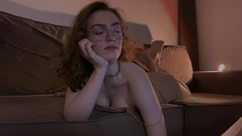 Marie online show from 01.10.25