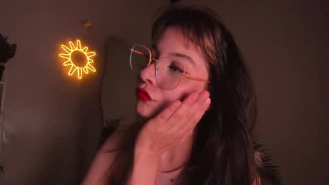 Vero online from Tuesday to Sunday online show from 04.04.26