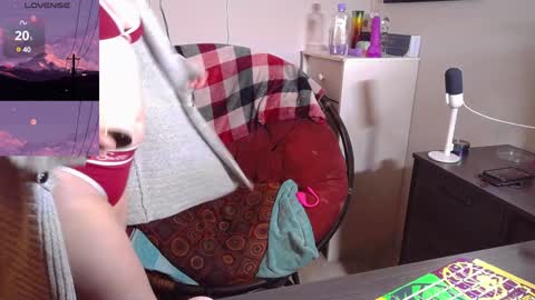 Snapshot of purplekushmama21 chatting on 01.20.25 Lil Kush  online show from 01.20.25