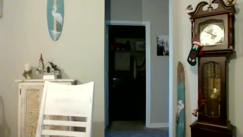 Snapshot of purpleshroom chatting on 12.03.24 purpleshroom online show from 12.03.24