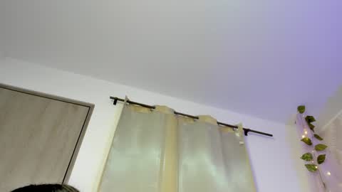 Snapshot of purplestar_ chatting on 01.20.25 Sara online show from 01.20.25