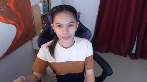 Snapshot of pussiswet_xx chatting on 06.05.26 jessy online show from 06.05.26