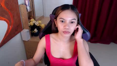 Snapshot of pussiswet_xx chatting on 06.11.26 jessy online show from 06.11.26