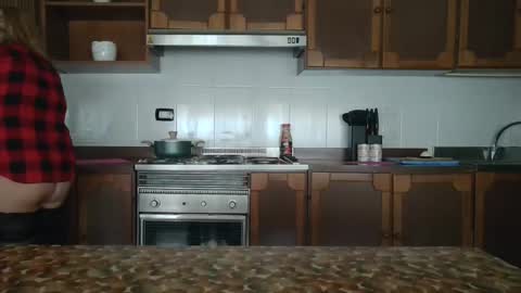 Mary online show from 11.05.25