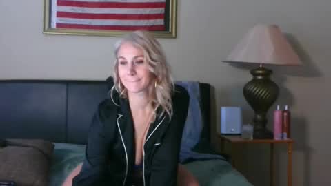 PussyKAT online show from 11.28.25