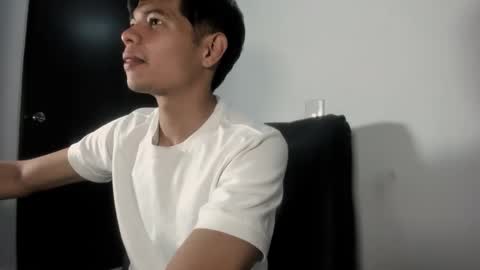 Snapshot of pussydestroyer23_ chatting on 02.24.26 pussydestroyer23_ online show from 02.24.26