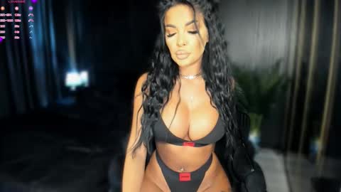 Snapshot of pussydollxx chatting on 01.05.26 Andreea online show from 01.05.26