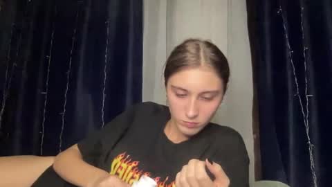 Snapshot of pussygir007 chatting on 01.03.25 pussygirl007 online show from 01.03.25