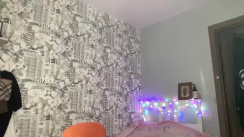 Snapshot of pussygir007 chatting on 01.13.25 pussygirl007 online show from 01.13.25