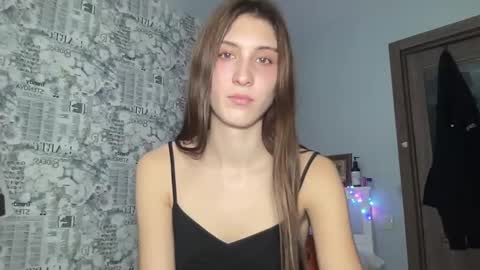 Snapshot of pussygir007 chatting on 02.04.25 pussygirl007 online show from 02.04.25