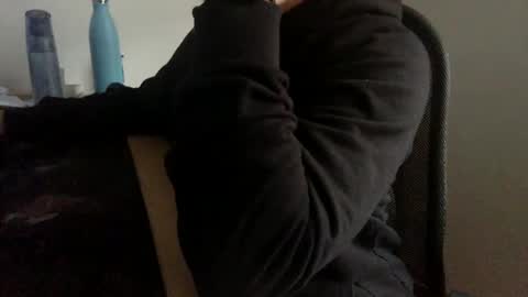 Snapshot of pussylickersucks77 chatting on 02.26.25 pussylickersucks77 online show from 02.26.25