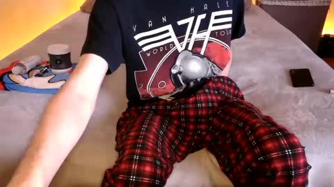 pussylover2182 online show from 12.18.24