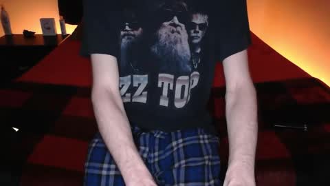 Snapshot of pussylover2182 chatting on 02.03.26 pussylover2182 online show from 02.03.26