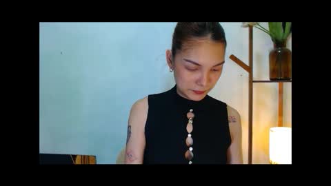 Snapshot of pussywetandwild chatting on 02.20.26 LHARA online show from 02.20.26