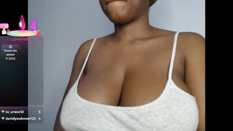 Snapshot of pussyxcockx chatting on 12.05.25 pussyxcockx online show from 12.05.25