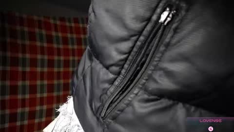 Snapshot of putiputisexo chatting on 01.08.26 putinaicolls online show from 01.08.26