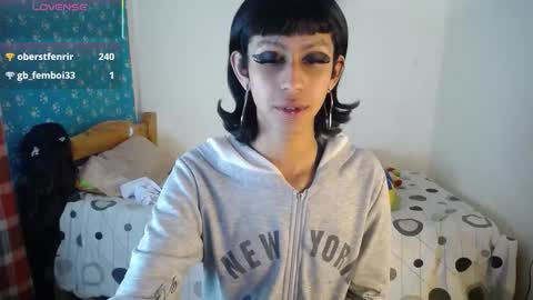 Snapshot of putiputisexo chatting on 01.11.26 putinaicolls online show from 01.11.26