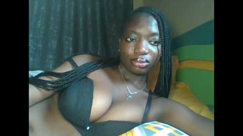 Snapshot of pweedy_ora chatting on 05.22.26 ora online show from 05.22.26