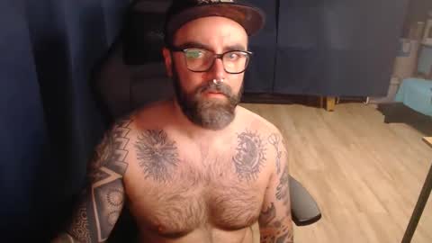 Snapshot of pyroxen chatting on 09.14.25 Yog Sothoth online show from 09.14.25