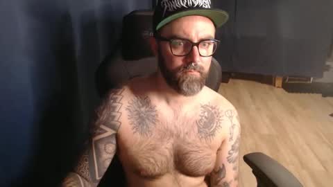 Snapshot of pyroxen chatting on 09.19.25 Yog Sothoth online show from 09.19.25