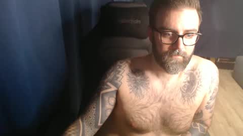 Snapshot of pyroxen chatting on 09.22.25 Yog Sothoth online show from 09.22.25