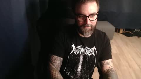 Snapshot of pyroxen chatting on 10.02.25 Yog Sothoth online show from 10.02.25