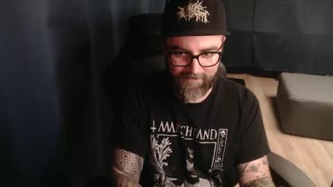 Snapshot of pyroxen chatting on 10.03.25 Yog Sothoth online show from 10.03.25