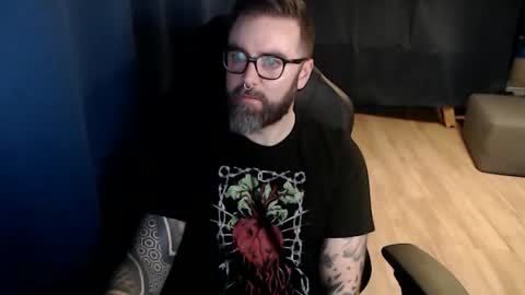 Snapshot of pyroxen chatting on 10.17.25 Yog Sothoth online show from 10.17.25