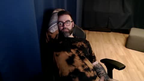 Snapshot of pyroxen chatting on 10.23.25 Yog Sothoth online show from 10.23.25