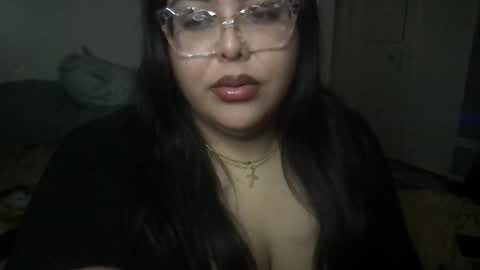 Prettypink Tinyhole online show from 01.09.25