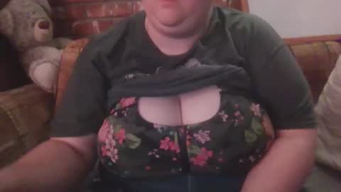 Br4tty Bunny online show from 03.02.26