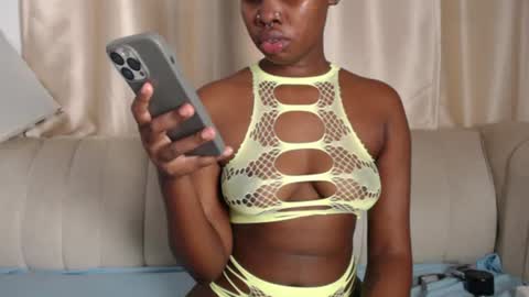 Snapshot of quaine_ryleighn chatting on 06.13.26 RYLEIGHN online show from 06.13.26