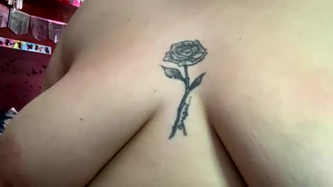 Snapshot of queeeendeepthrot chatting on 04.07.26 Bigtitanalslut online show from 04.07.26