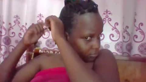 queen014 online show from 11.16.25