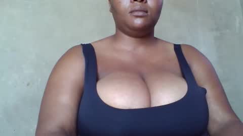 queen2302 online show from 04.01.26