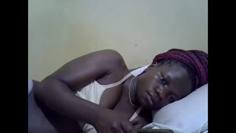 Snapshot of queen_darling3 chatting on 09.12.25 Gentrix online show from 09.12.25