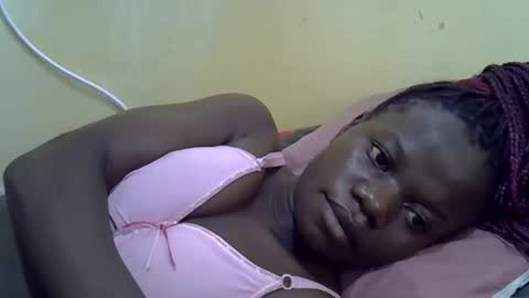 Snapshot of queen_darling3 chatting on 09.18.25 Gentrix online show from 09.18.25