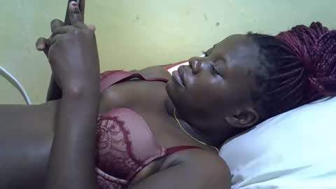 Snapshot of queen_darling3 chatting on 09.24.25 Gentrix online show from 09.24.25