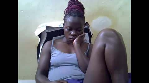 Snapshot of queen_darling3 chatting on 10.18.25 Gentrix online show from 10.18.25