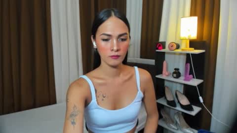 Snapshot of queen_dyosa chatting on 10.23.25 Queen Dyosa online show from 10.23.25