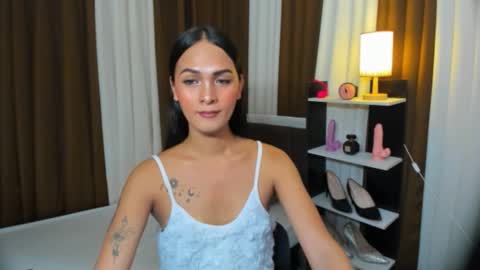 Snapshot of queen_dyosa chatting on 10.26.25 Queen Dyosa online show from 10.26.25