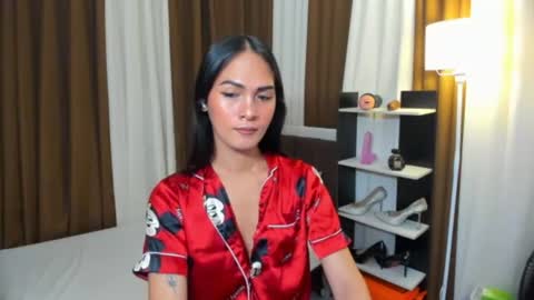 Snapshot of queen_dyosa chatting on 11.27.25 Queen Dyosa online show from 11.27.25