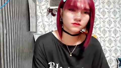 Snapshot of queen_elicktra chatting on 10.22.25 JOY online show from 10.22.25