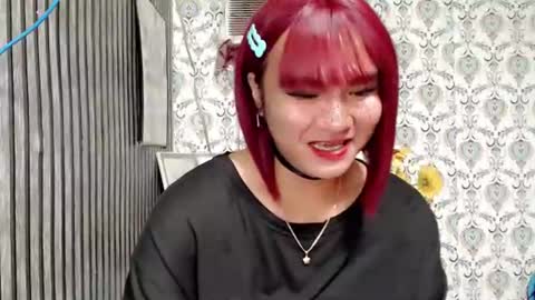 Snapshot of queen_elicktra chatting on 10.23.25 JOY online show from 10.23.25