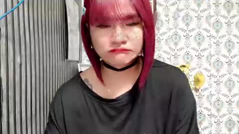 Snapshot of queen_elicktra chatting on 10.30.25 JOY online show from 10.30.25