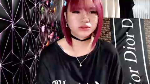 Snapshot of queen_elicktra chatting on 11.11.25 JOY online show from 11.11.25